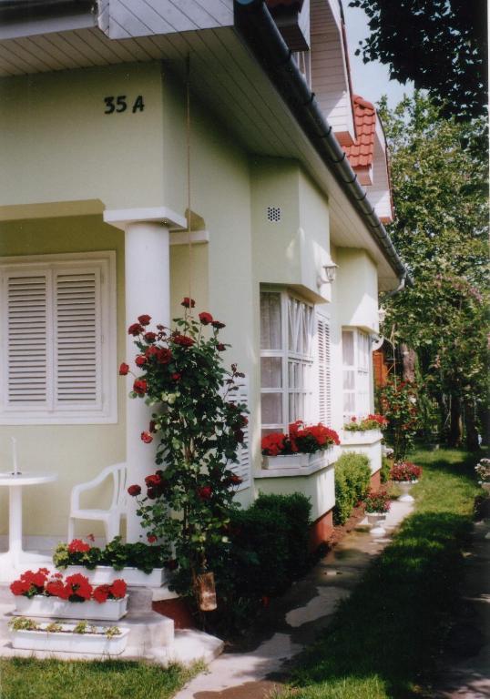 Csokonai Guesthouse ซามาร์ดี ภายนอก รูปภาพ